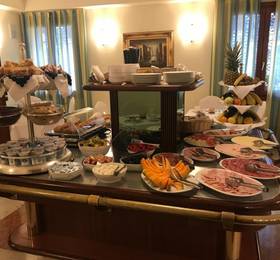 Туры в Foscari Palace в Италии