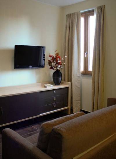 Bes Residence Италия, Милан