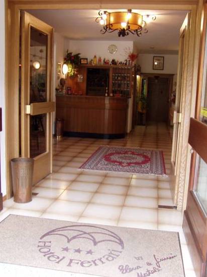 Hotel Ferrari 3* Италия, Мадонна ди Кампильо