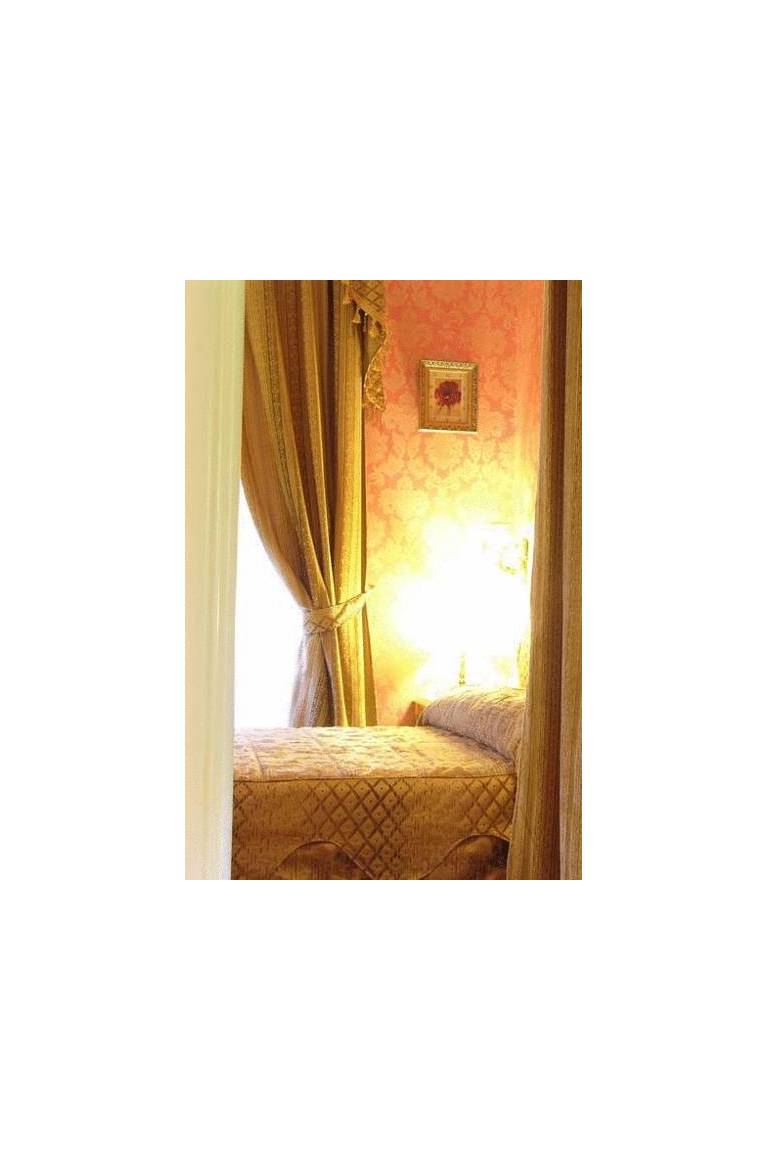 Hotel Romance 