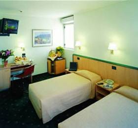 Hotel Arizona  в Милане