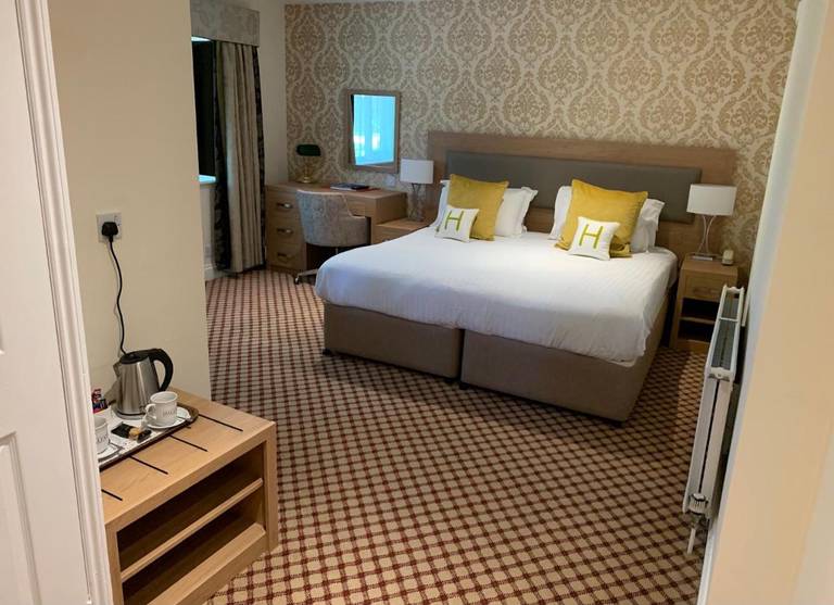Haley's Hotel 