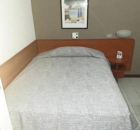 Hotel Armstrong в Римини