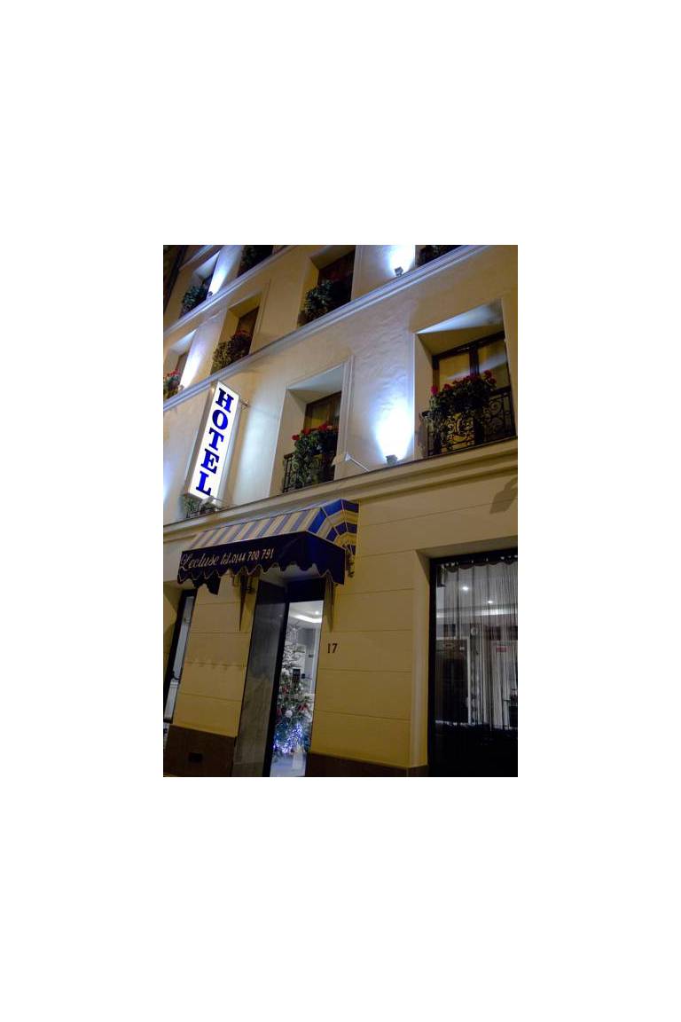 Paris Lecluse