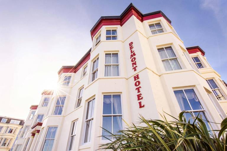 Delmont Hotel 
