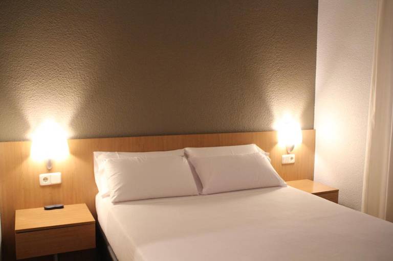 Hostal Abodi 