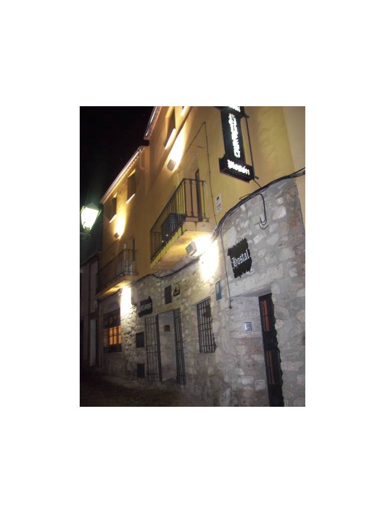 Hostal Hueso 