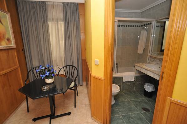 Hostal Boxes 