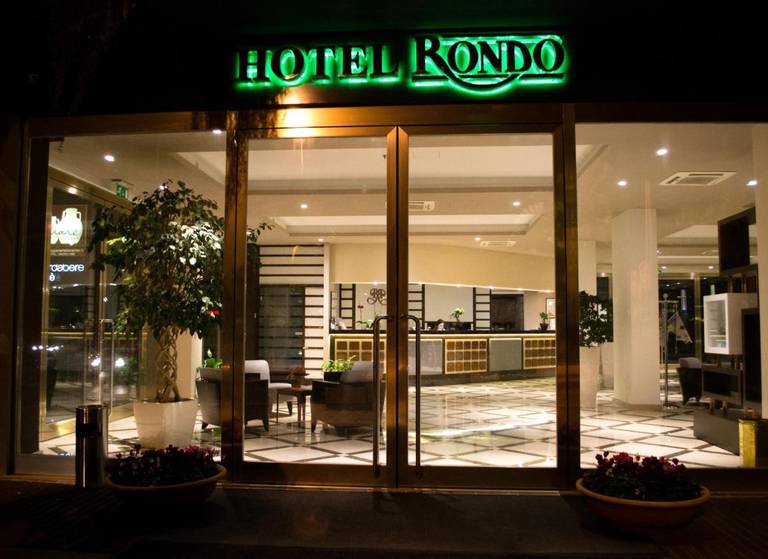 Rondo Hotel