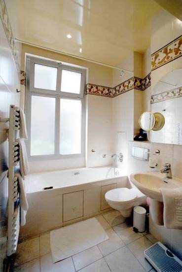 Queens Hotel 3* Франция, Париж