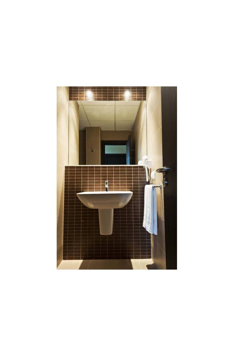 Hotel Isdabe 