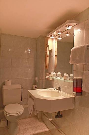Delarc Hotel 2* Франция, Париж