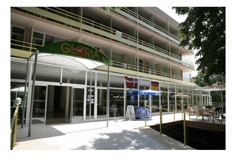 Gloria