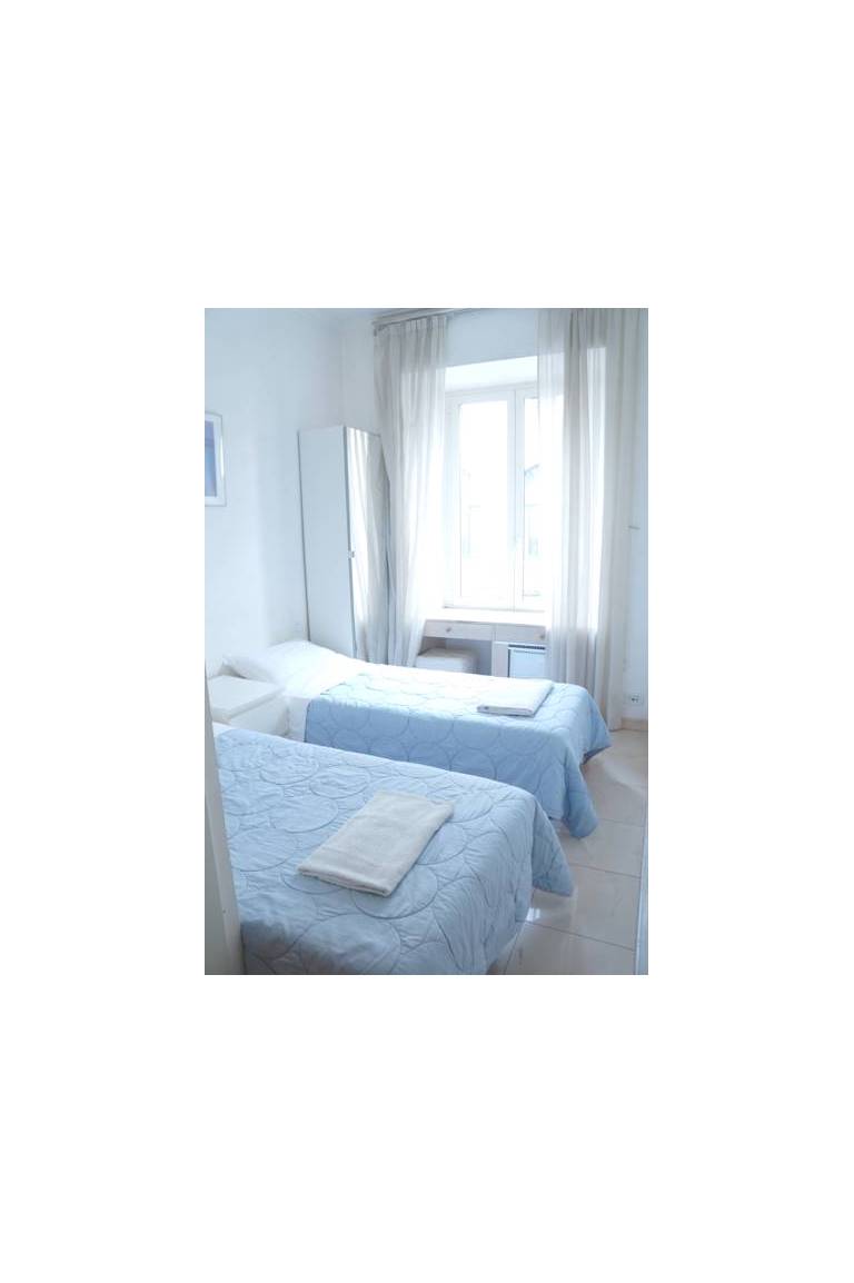 Overseas B&B 