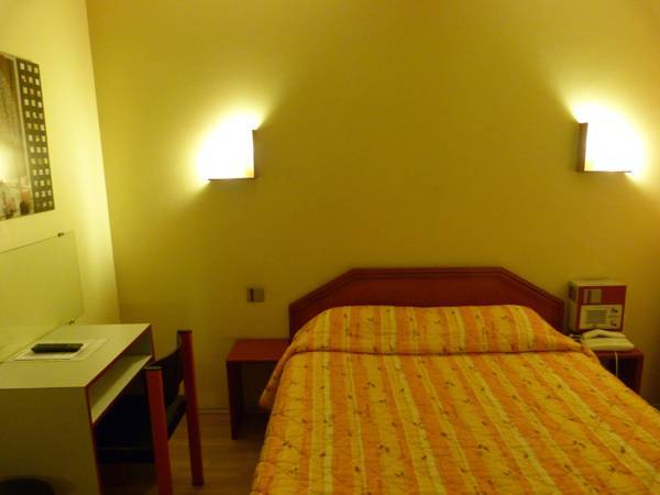 Hotel Le President 2* Франция, Рен