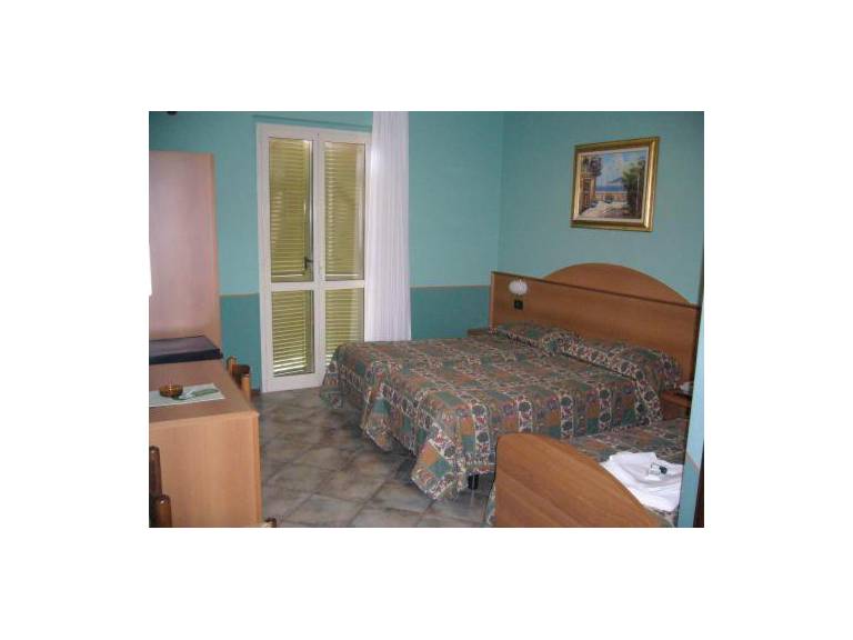 Hotel Azalea 