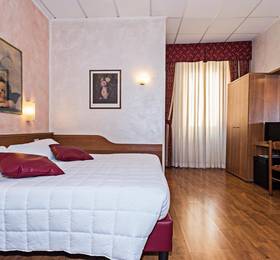 Hotel Julia в Риме
