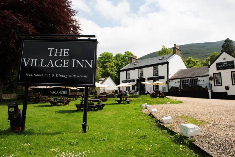 Village Inn 