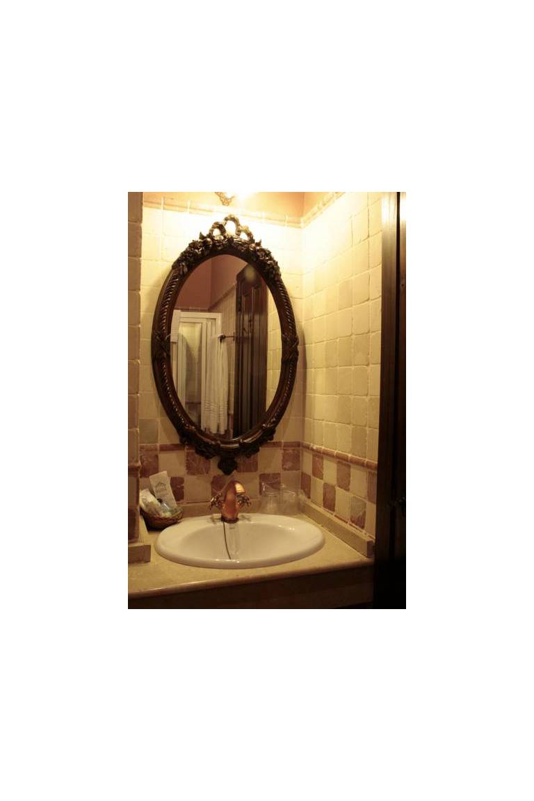 Hotel Lola 