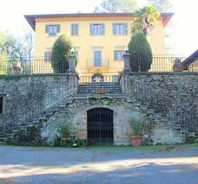 Casa Volpi в Ареццо