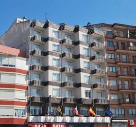 Hotel Saja  в Торрелавеге