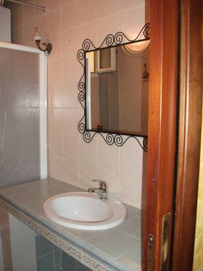 Max House  Италия, Рим