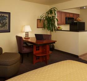 Larkspur Landing Sacramento-An All-Suite Hotel  в Сакраменто