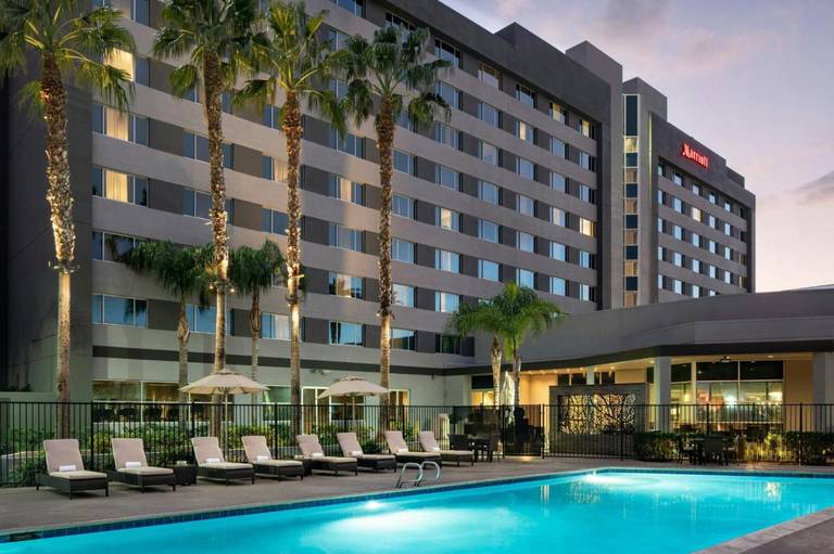 Bakersfield Marriott at the Convention Center 