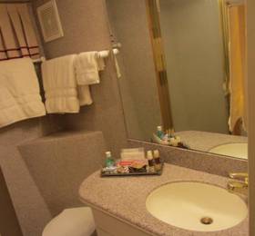 Туры в Ocean Romance Dockside Bed & Breakfast Yacht  в США