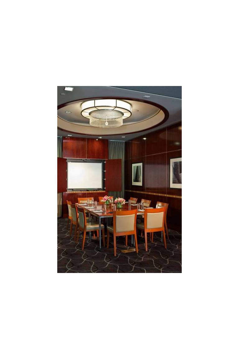 Club Quarters, Opposite Rockefeller Center 