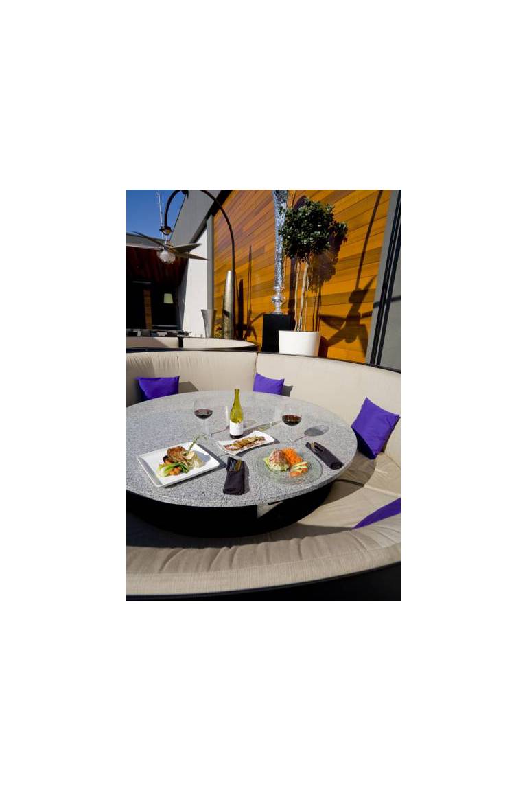 Sandman Signature Hotel & Resort Vancouver 
