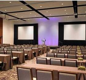 The Westin Wall Centre Vancouver Airport  в Ричмонде