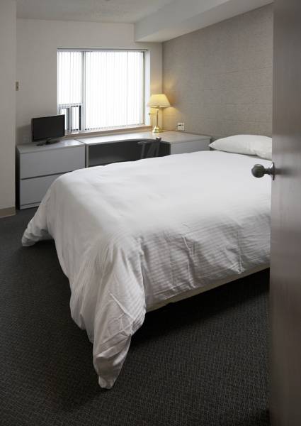 Residence & Conference Centre Hamilton  2*