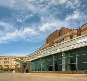 Residence & Conference Centre Hamilton  в Гамильтоне