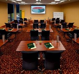 Mason Inn Conference Center and Hotel  в Ферфаксе