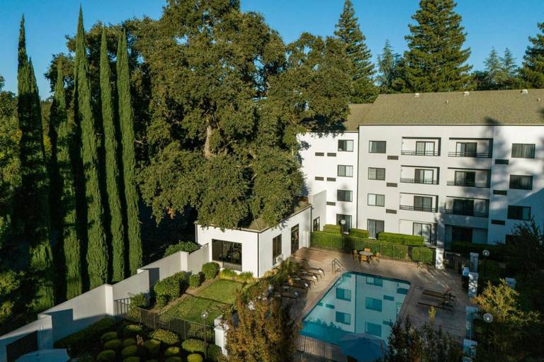 Courtyard Sacramento Airport Natomas 