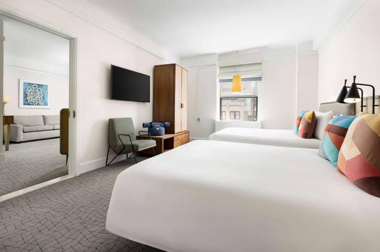 Carlton Hotel, Autograph Collection 