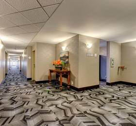 Service Plus Inn and Suites Calgary  в Калгари