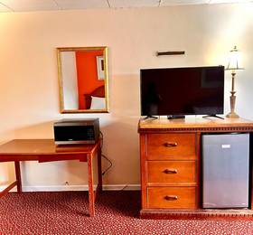 Red Carpet Inn and Suites - Sudbury  в Садбери