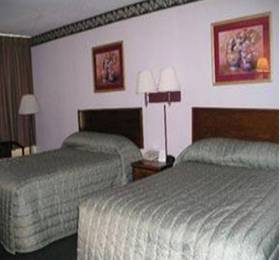Budget Host Inn and Suites Memphis  в Мемфисе