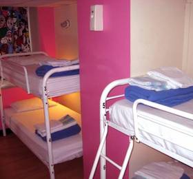 Montreal Backpackers Youth Hostel  в Монреале