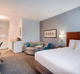 Courtyard Raleigh Crabtree Valley  в Роли