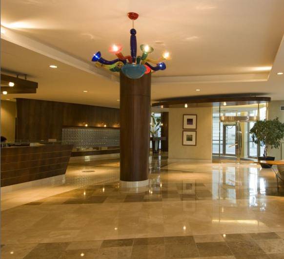Toronto Furnished Apartments Ltd.  Канада, Торонто