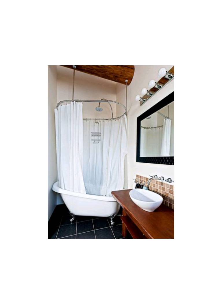 Blackstone Lodge Bed & Breakfast 