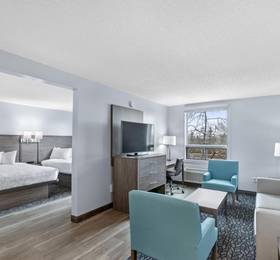 Travelodge Hotel Calgary Airport  в Калгари