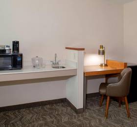 Туры в SpringHill Suites East Galleria  в США
