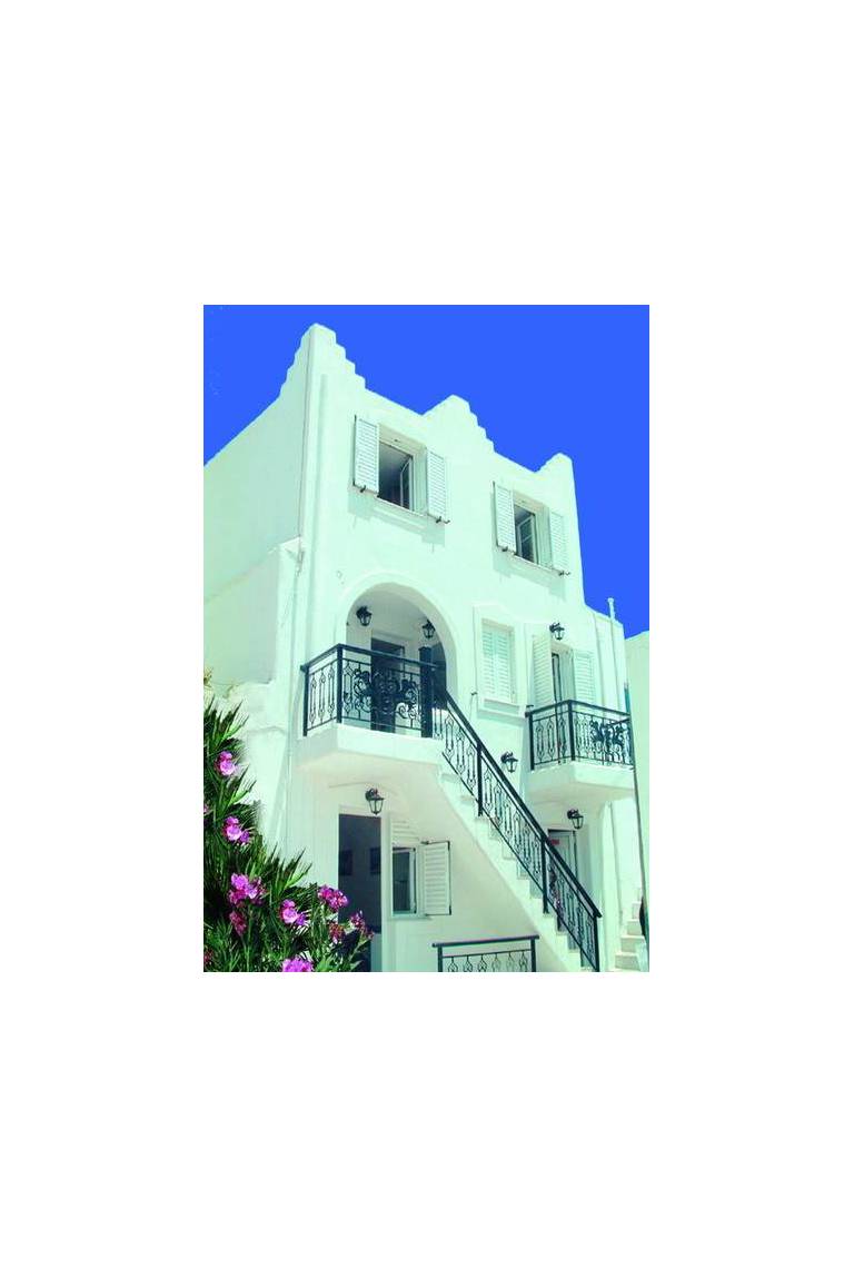 Kontaratos Studios & Apartments 