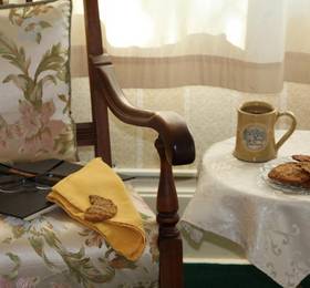 The Jabberwock Bed & Breakfast  в Монтерей