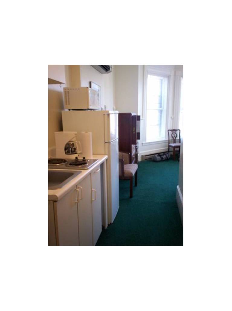Commonwealth Court Guest House 