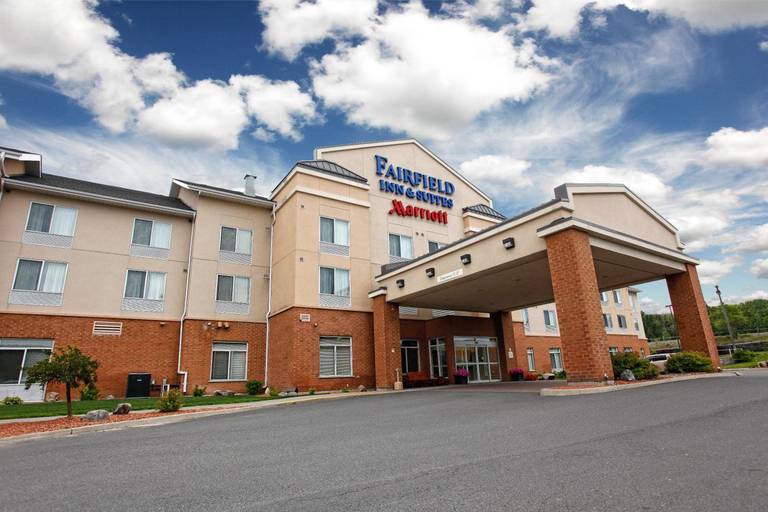 Fairfield Inn & Suites Sudbury 